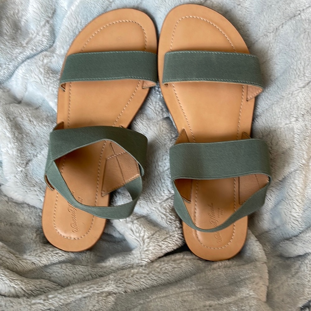 Barely worn